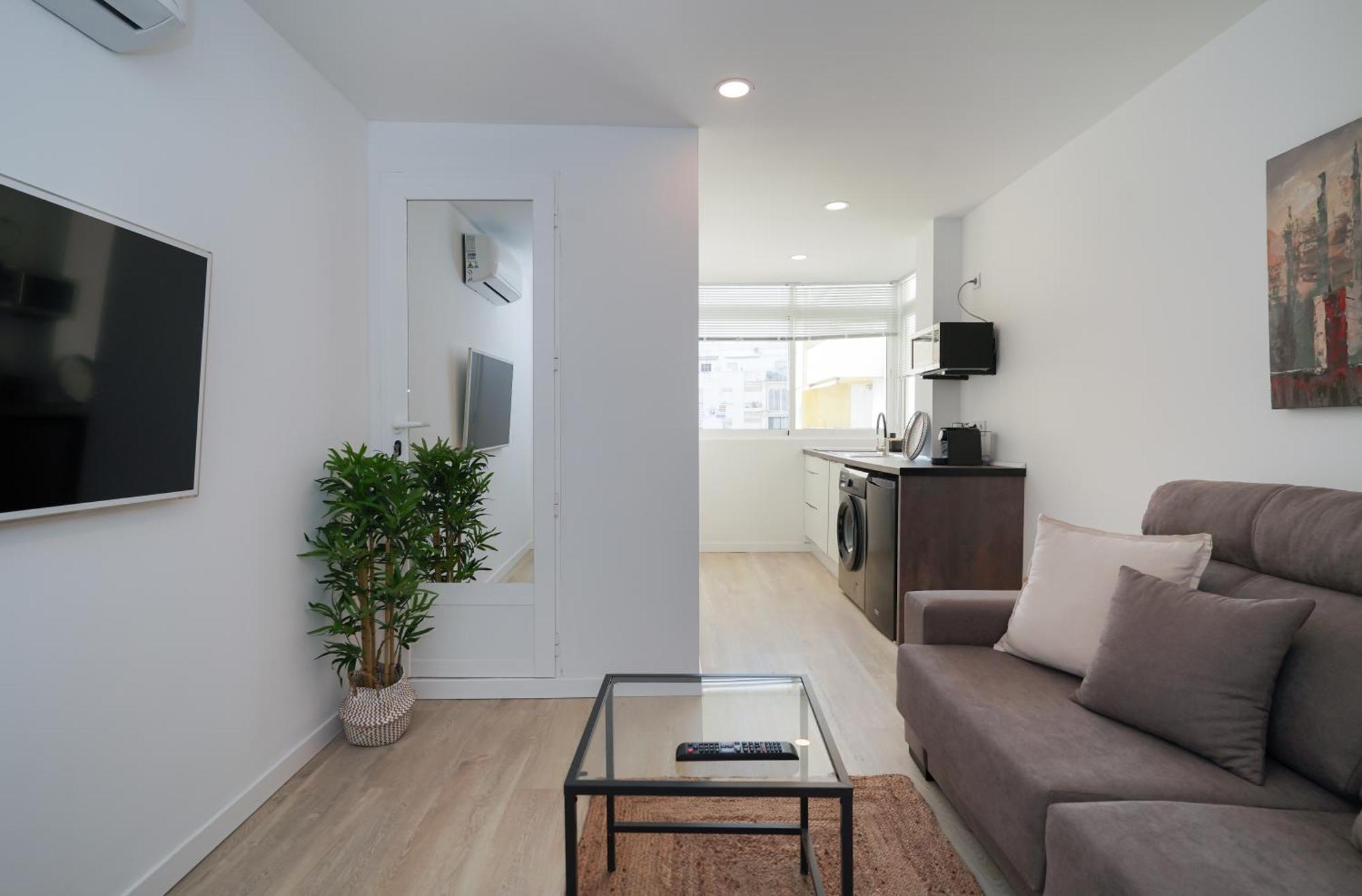 Nomad Malaga - Chic Apartament Center Torremolinos Eksteriør bilde