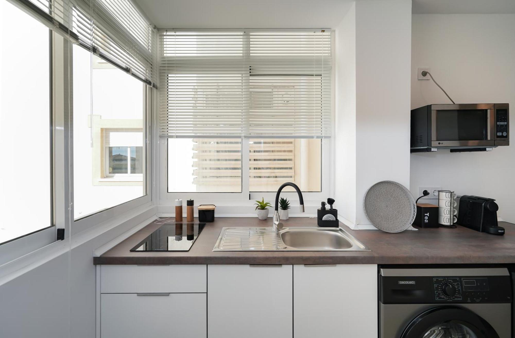 Nomad Malaga - Chic Apartament Center Torremolinos Eksteriør bilde